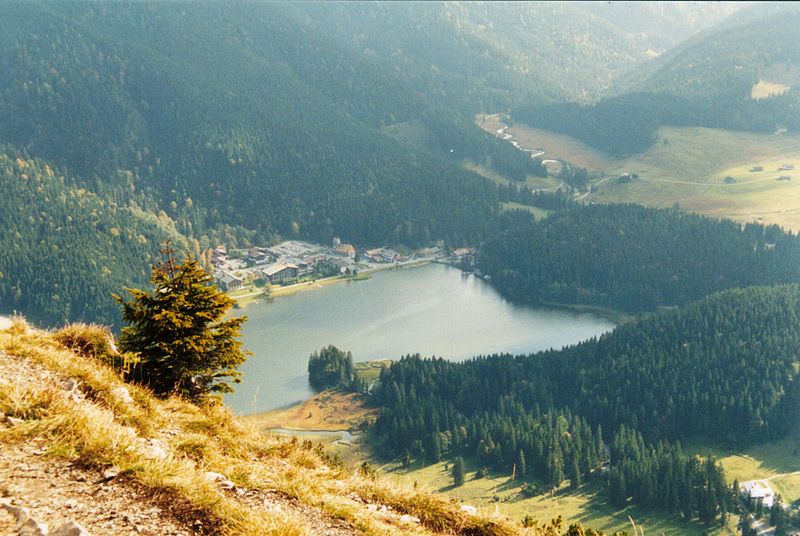 File:Spitzingsee Brecherspitz 1999.jpg