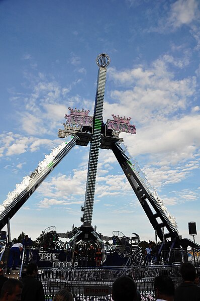 File:Stuttgart 2013 -Cannstatter Volksfest 2013- by-RaBoe 015.jpg