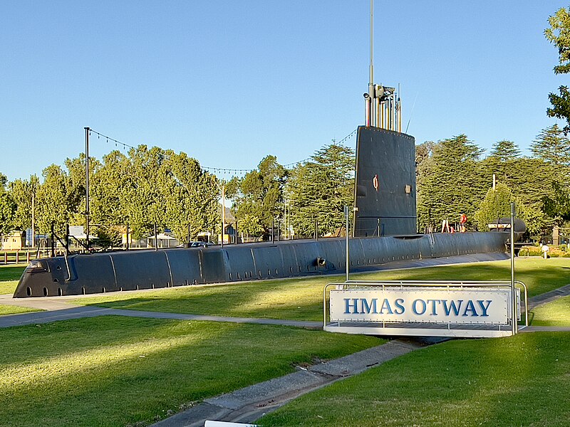 File:Submarine HMAS Otway in Germanton Park, Holbrook, NSW, 2023, 03.jpg