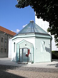 The synagogue in the old AKH Synagoge AKH Vienna June 2006 566.jpg