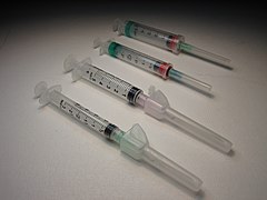 File:Syringe with needle (2).JPG