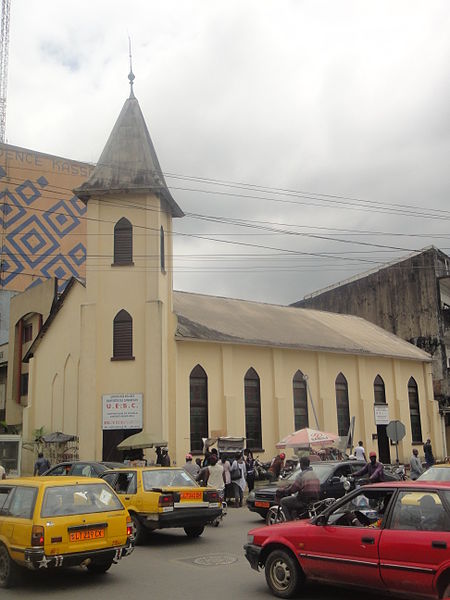 File:Temple de Bonalembe de Douala.JPG