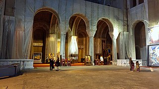 The Temple of Saint Sava interior 3.jpg