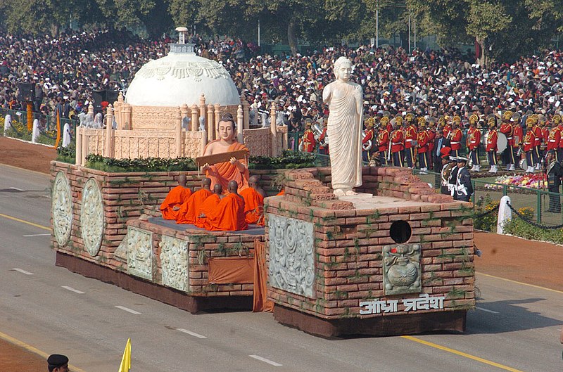 File:The tableau of Andhra Pradesh depicting the 'Buddhist Heritage'- the Great Stupa of Amaravati and the statue of Buddha along with Acharya Nagarjuna teaching his disciples .jpg