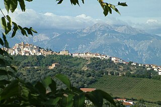 <span class="mw-page-title-main">Torino di Sangro</span> Comune in Abruzzo, Italy