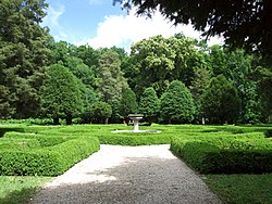 Trebisov Andrassyovsky kastiel (park)-01.JPG