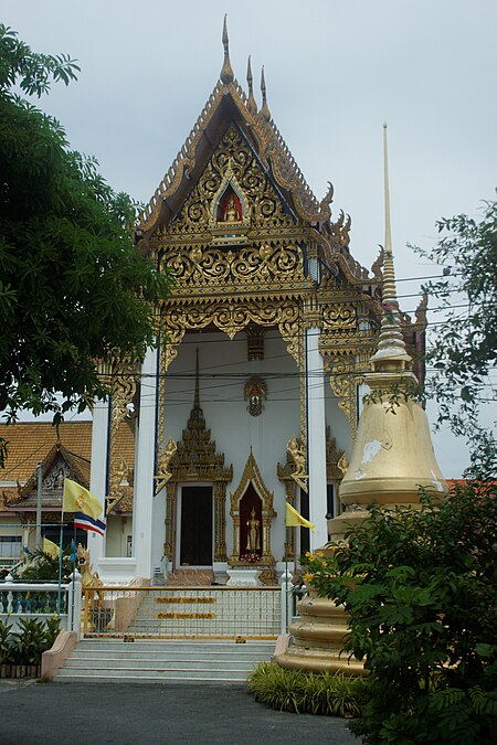 ไฟล์:Ubosot Wat Bang Sao Thong.jpg