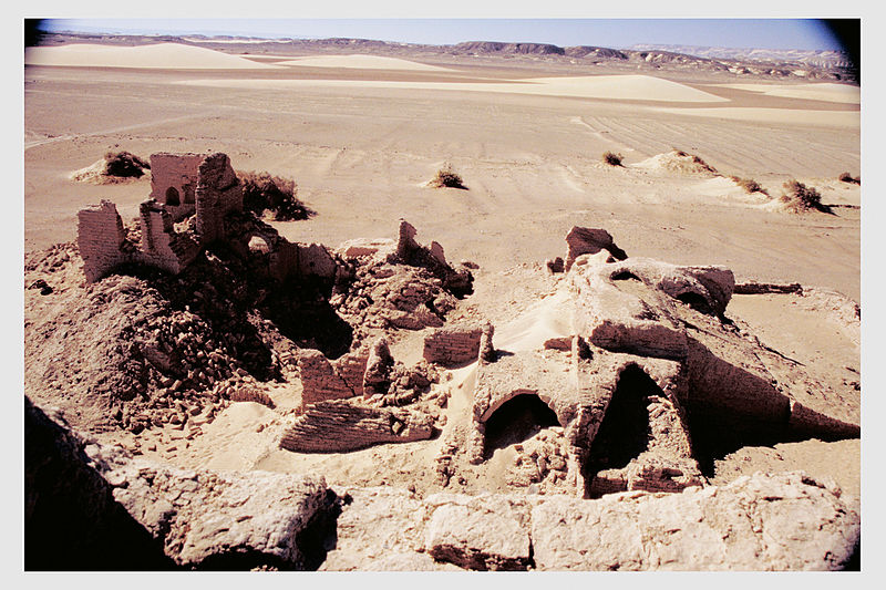 File:Ummm el-Dabadib, northern settlement (VIII).jpg