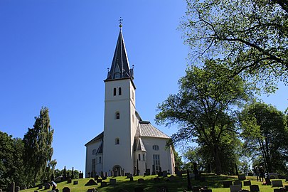 Vang kirke ved Hamar på Hedemarken i Hedmark - Norway.JPG