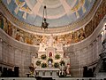 Interior, altar