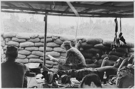 Американський радник у камуфляжі M1942, В'єтнам, 1964 рік