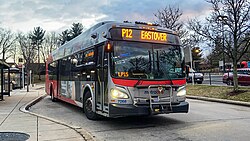 WMATA Baru Flyer XDE40 7068 pada Rute P12.jpg