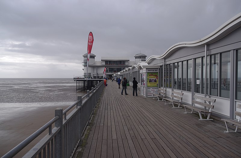 File:Weston-super-Mare MMB 58 Grand Pier.jpg