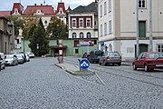 Čeština: Pomník upomínající na nerealizovanou tramvajovou trať v Žatci.