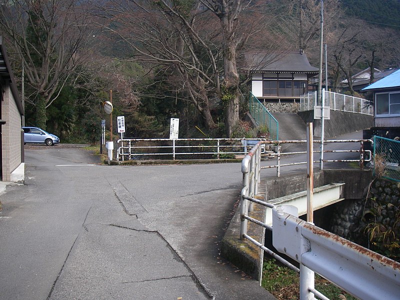 File:中村川橋 - panoramio.jpg