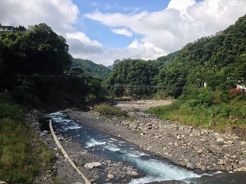 File:五峰鄉張學良故居附近的上坪溪.jpg