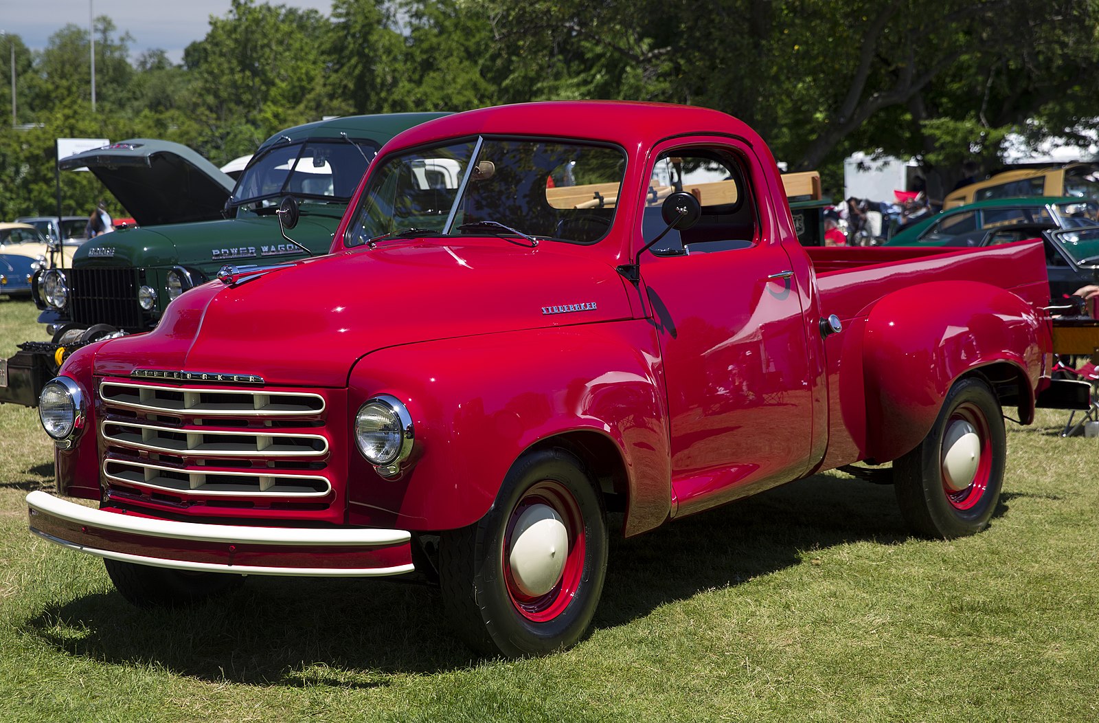 1953 Renault sedan