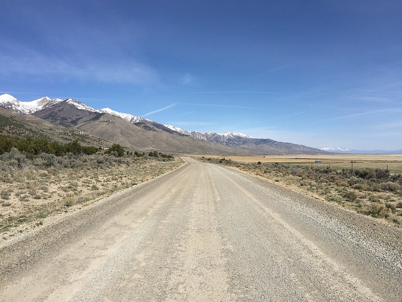 File:2015-04-04 11 07 54 View north along Ruby Valley Road ...