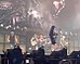 AC/DC, van links naar rechts: Brian Johnson, Malcolm Young, Phil Rudd, Angus Young, Cliff Williams, optredend in de Tacoma Dome in Tacoma, Washington op 31 augustus 2009.