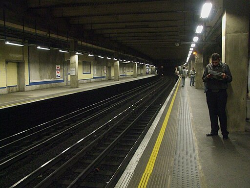 Aldgate East tube stn westbound looking east