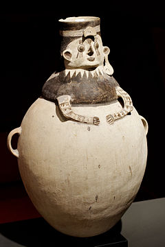 Chancay female effigy bottle, ca. 1100–1400
