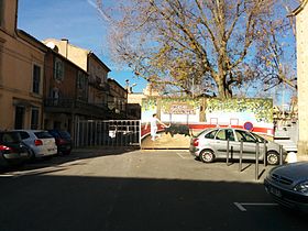 Entrada para as arenas no lado sul.