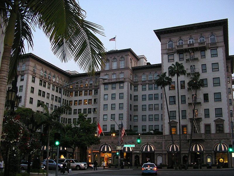 File:BEVERLY WILSHIRE HOTEL LOS ANGELES 6 - panoramio.jpg