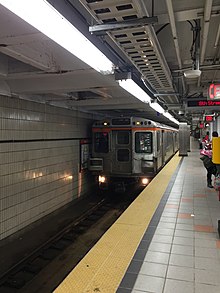 Broad-Ridge Spur train at 8th and Market BSL-8-Market-2018b.jpg