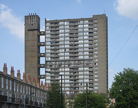 Balfron Tower1