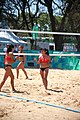 Deutsch: Beachvolleyball bei den Olympischen Jugendspielen 2018; Tag 8, 14. Oktober 2018; Mädchen, Achtelfinale – USA-Peru 2:0 (21–19/21–12) English: Beach volleyball at the 2018 Summer Youth Olympics at 14 October 2018 – Girls Round of 16 – USA-Peru 2:0 (21–19/21–12)