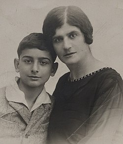 Berdjouhi et son fils Armen.jpg