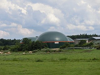 Eine Biogasanlage dient der Er