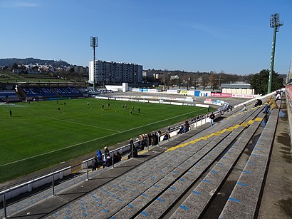 Como chegar a Estádio Municipal 22 de Junho através de transportes públicos - Acerca do local