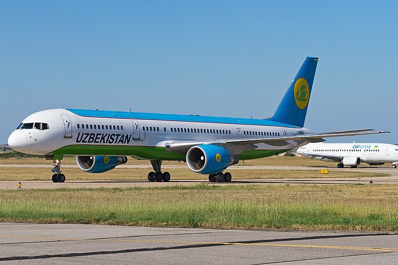 File:Boeing 757-231, Uzbekistan Airways AN2230029.jpg