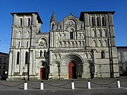 Ste-Croix, Bordeaux, Zwerggalerie (Heiligengalerie über dem Portal) und Blendarkaden