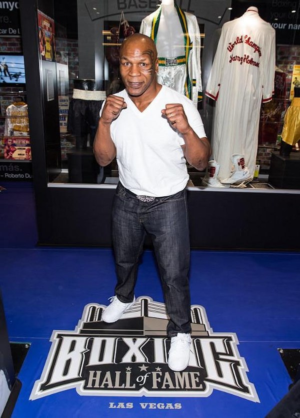 Tyson at the Boxing Hall of Fame, 2013