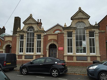 Brentford public baths (22305551250)