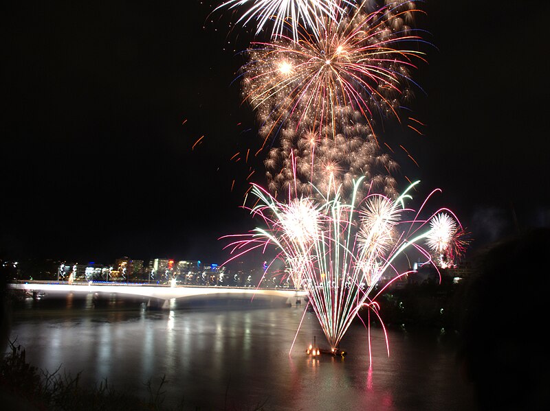 File:Brisbane Festival Fireworks 2011.jpg