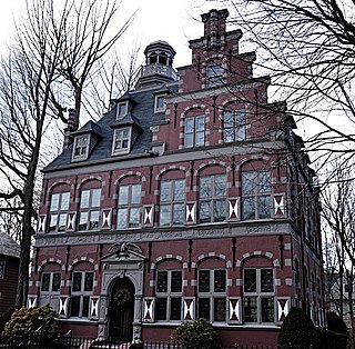 <span class="mw-page-title-main">The Dutch House (Brookline, Massachusetts)</span> Historic house in Massachusetts, United States