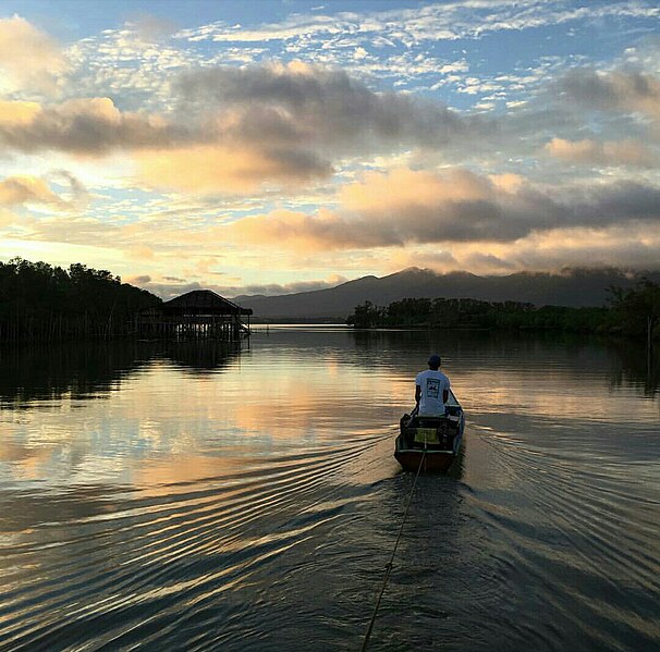 File:Buhatan River Eco-adventure.jpg