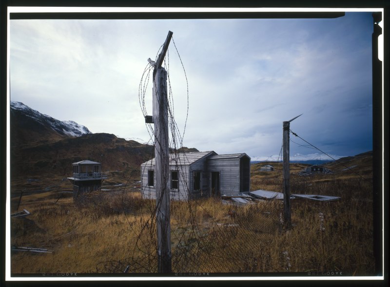 File:CABANA, LOOKING SOUTHWEST - Naval Operating Base Dutch Harbor and Fort Mears, Stockade, Unalaska, Aleutian Islands, AK HABS AK,1-UNAK,2-X-5 (CT).tif