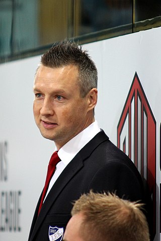 <span class="mw-page-title-main">Jan Lundell</span> Finnish ice hockey player