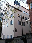 I Bryggeriet (hus L, byggt 1997) bedrivs utbildning och forskning i datateknik, arkivvetenskap och ekonomi.
