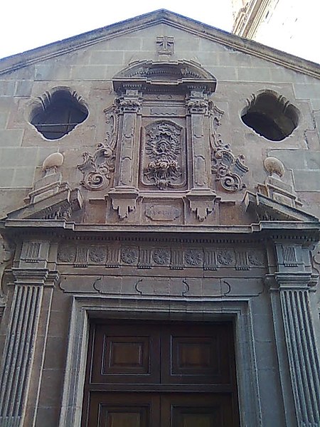 File:Capillacomunioniglesiaarciprestalalmansaespana.jpg