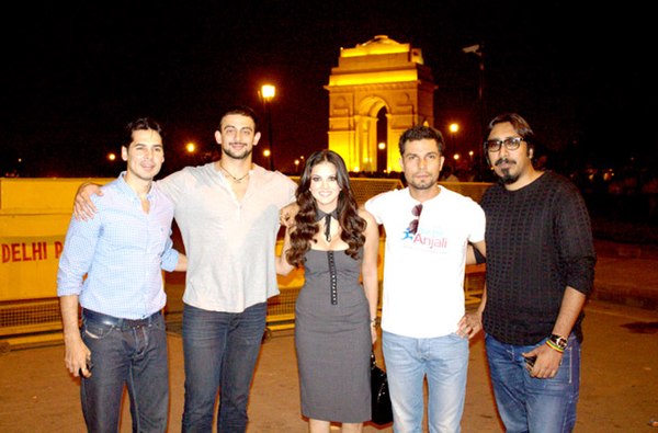 Dino Morea, Arunoday Singh, Sunny Leone, Randeep Hooda and Arko Pravo Mukherjee during Jism 2 promotions