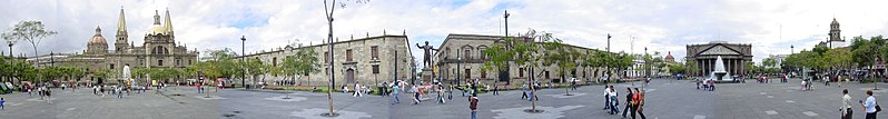 File:Centro de Guadalajara (cropped).jpg