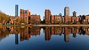 Thumbnail for File:Charles River Esplanade Boston May 2018 panorama.jpg