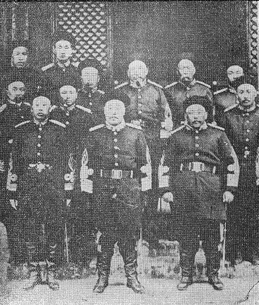 Yuan Shikai and Te Lan in 1910.