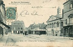 Choque 89 bis - Au pays du Champagne - Les Vignobles de la Vallée de la Marne - AY - L'Hotel de Ville - La Place - La rue de Chalons.JPG