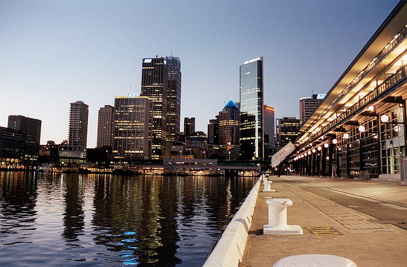 File:Circular Quay, year 2001.jpg